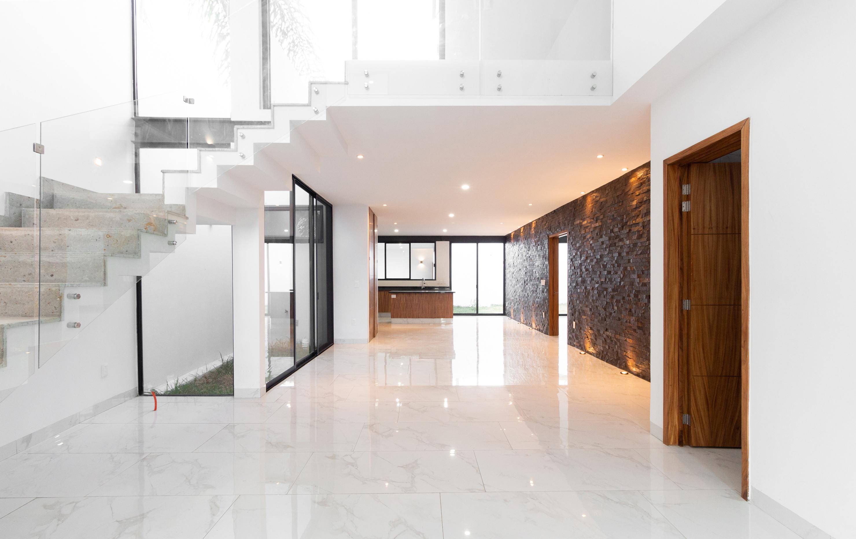 CASA BUGAMBILIA — 1